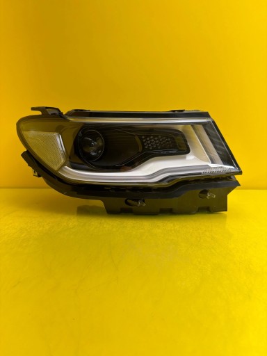 light right front Jeep Compas II 2 Xenon 155256624