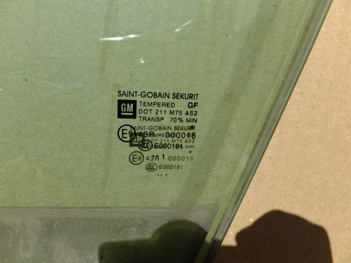 window left front opel meriva B 2011r