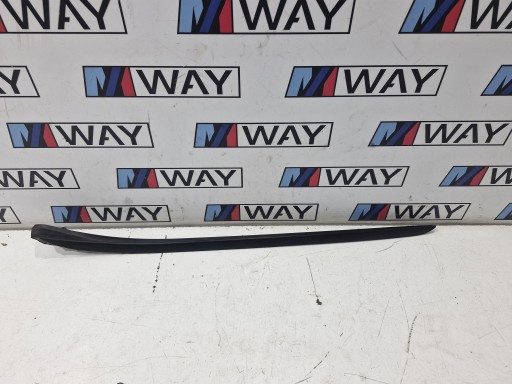 7350609 BMW X1 F48 left moulding ODPROWADZAJACA windows CZOLOWEJ