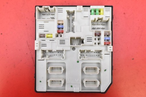 compartment of fuses USM 284B64259R RENAULT ZOE 1 and 88 KM 12-19