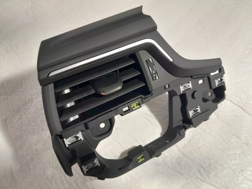 AUDI A4 B9 grid air conditioning devices 8W1820901