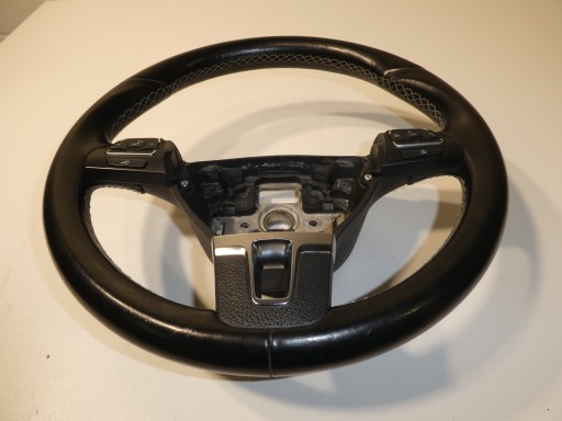 LENKRAD SKORZANA VW GOLF VI JETTA TOURAN