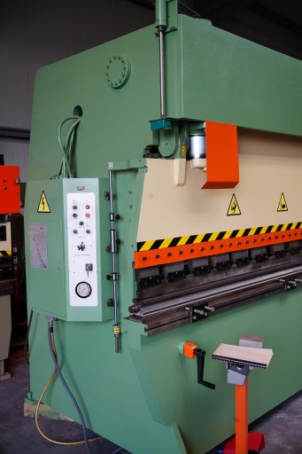 haco Prasa krawędziowa HACO 175 t x 3100 MANUALNA • Cena, Opinie - Allegro