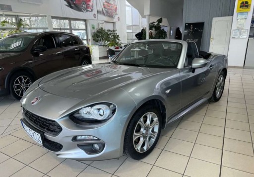 Fiat 124 Spider 1.4 MultiAir II 140KM 2019