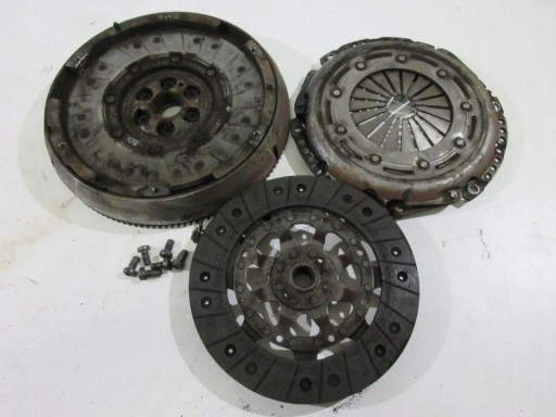 ДВОМАСОВЕ КОЛЕСО ЗЧЕПЛЕННЯ PEUGEOT 3008 1.6 HDI