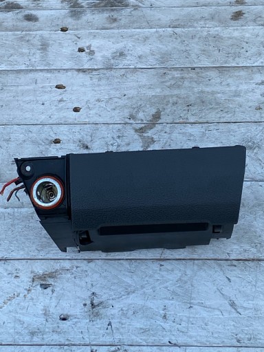 VW TOURAN a popelník ANGLIK 1T2857961