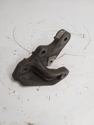 FORD FIESTA MK8 1.0 1.1 Stütze Halter Getriebe H1BG-6P082-AD