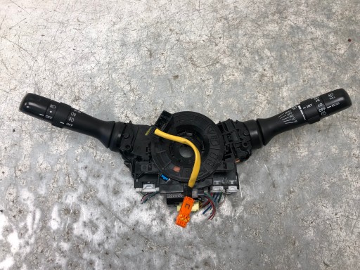 Kombischalter TOYOTA AURIS und 89245-02040