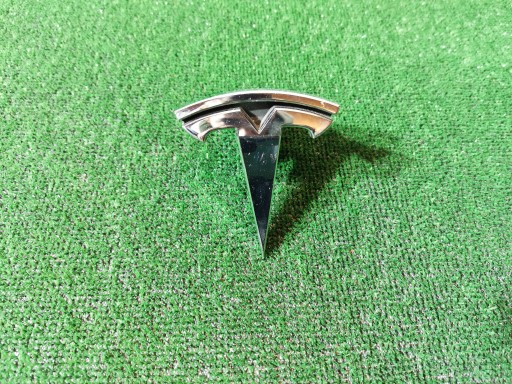 ЭМБЛЕМА ПЕРЕДНИЙ ЗНАК TESLA МОДЕЛЬ X 1047020-00-C ORG.