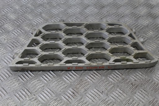 СТУПЕНЬ ЛЕВАЯ NISSAN NT500