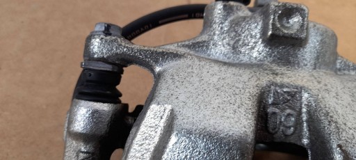 Toyota C-HR II 2025r caliper brake front right (B921)