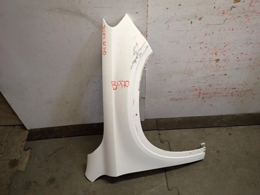 fender front front right MERCEDES GLA W156 2013