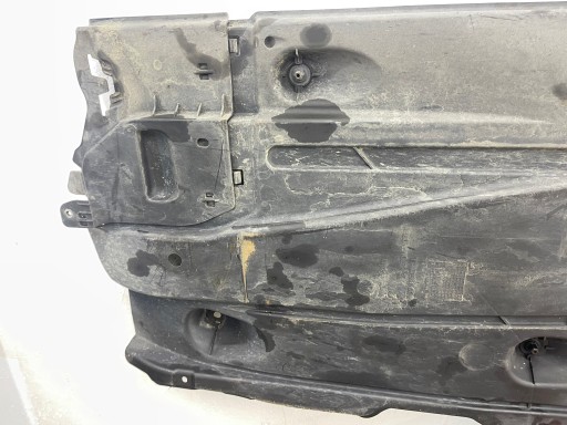 AUDI A3 8V / VW GOLF 7 2012 - cover chassis left 5Q0825201L