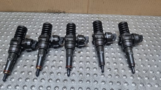 nozzle nozzle 070130073N VW TOUAREG 7L 2.5 TDI BAC
