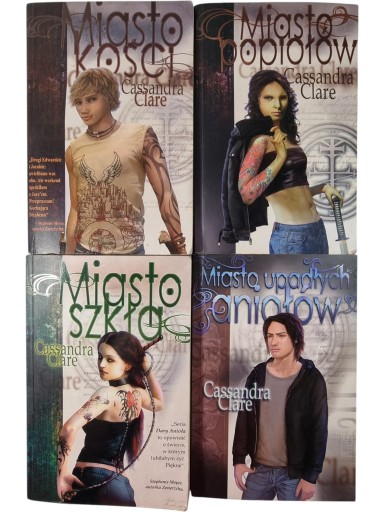 Zdjęcie egzemplarza: Dary Anioła Tomy 1-4 / Miasto Szkła Popiołów Upałych / Cassandra Clare