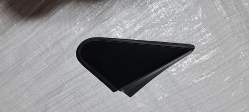 TOYOTA RAV4 ЗАГЛУШКА ТРЕУГОЛЬНИКА КРЫЛА ПЕРЕДНЯЯ ЛЕВАЯ 60118-42020