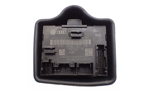 /P2/549 - AUDI A7 4G модуль двери передний левый 4G8959793H