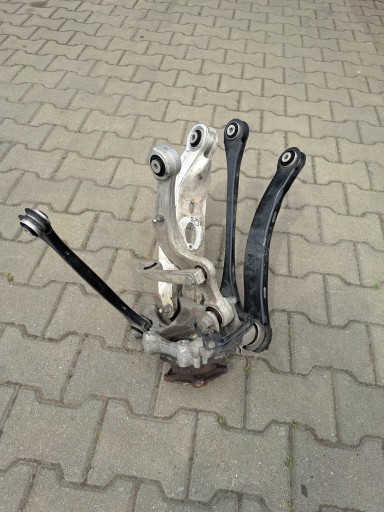 Audi sq5 задня ліва підвіска 80a505459b