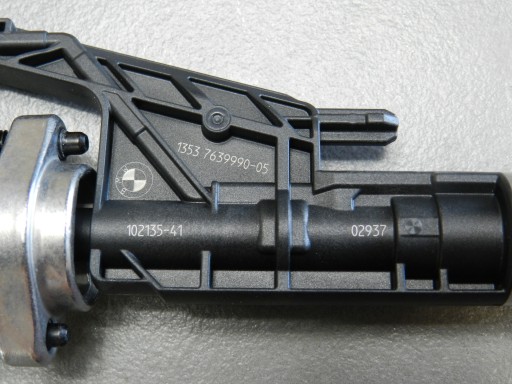 BMW 1 F20 1.5i nozzle injector 0261500484