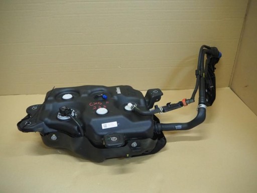 SH9P202G0 - БАК ADBLUE MAZDA CX5 II CX - 5 II 2.2 D