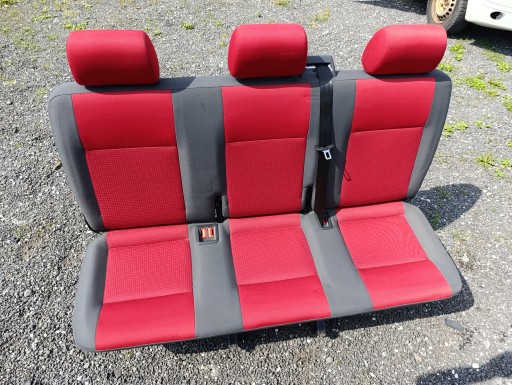 VW T5 Sitz TRZYOSOBOWA TROJKA CZARNO-roter MATERIAL