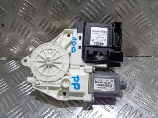 1K0959702M - Электродвигатель стеклоподъемника vw golf v правый 1k0959792j 1k3837402s