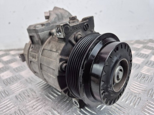 Mercedes E200 CGI W212 compressor; compressor of the air conditioning A0008307800