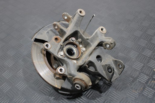 swing left rear part 4X4 LEXUS NX 300H LIFT