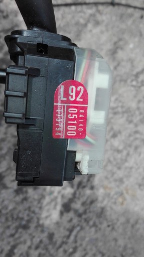 MANETKA Lumières TOYOTA AVENSIS T25 84140-05100