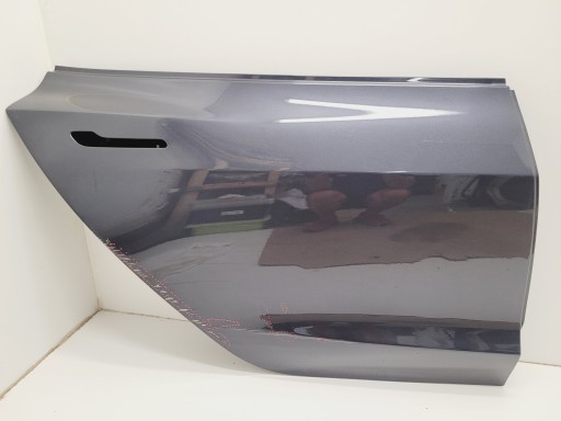 TESLA МОДЕЛЬ 3 ДВЕРЬ ЗАДНЯЯ ПРАВАЯ