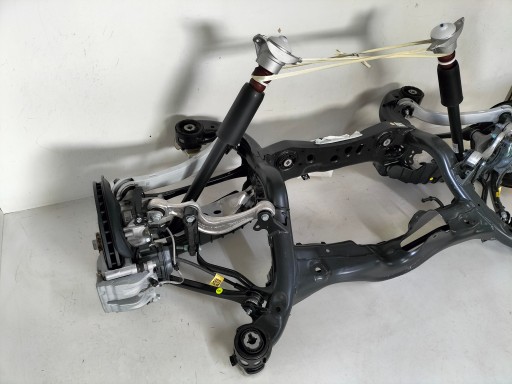 Sospensione posteriore posteriore Mozzo FUSELLO perno mozzo PINZA FRENO Destro AUDI A7 VW