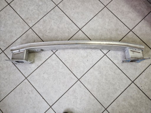 TRAVERSA PARAURTI POSTERIORE FORD FOCUS IV HB 2018R->