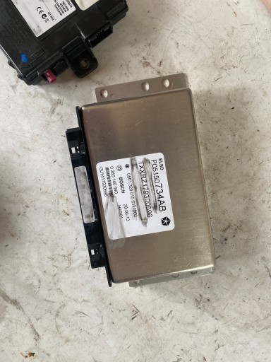 P56044221AC - Контролер комп'ютера jeep grand cherokee p05150734ab