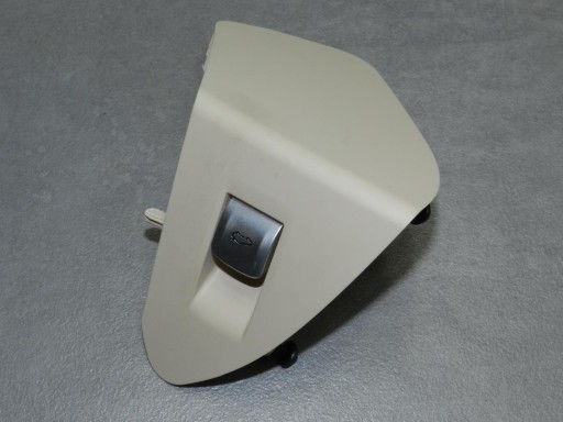 BMW 7 G12 button of the opening bonnet 9299459