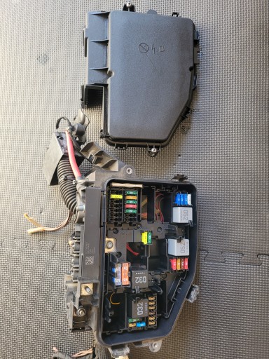 Блок запобіжників mercedes a class 177 gla h247 2.0 cdi a1775404507