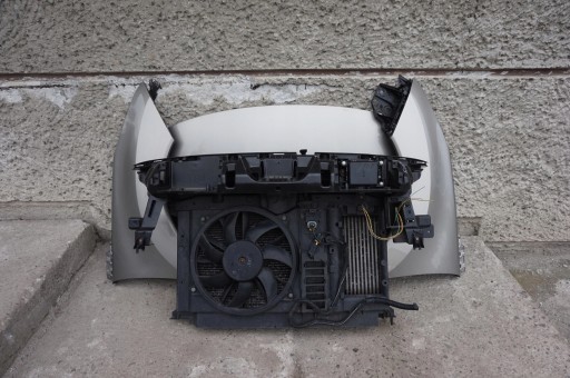 Водяний радіатор повний передній peugeot 3008