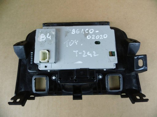 Toyota Corolla E21 ladowarka bezprzewodowa telefonu 861C002020 861C0-02020