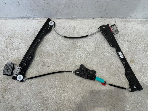 1526800-00-E - Механізм підйому скла лівий передній tesla model y
