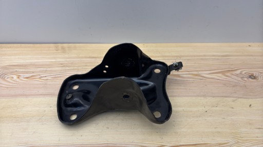 Couverture tablier moteur Moyeu support broche Droite Arrière Poignée Renforts pare choc VW T-ROC SEAT SKODA AUDI K68/804