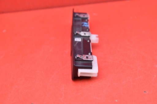 vezérlö panel üllés PASAZERA jobb eleje 9215748 BMW F01 F02 08-12