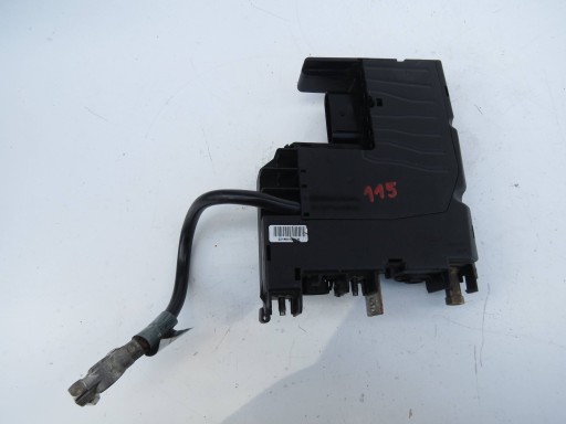 Conduit pieces tuyaux Batterie Borne MERCEDES CLS W218 F0306696