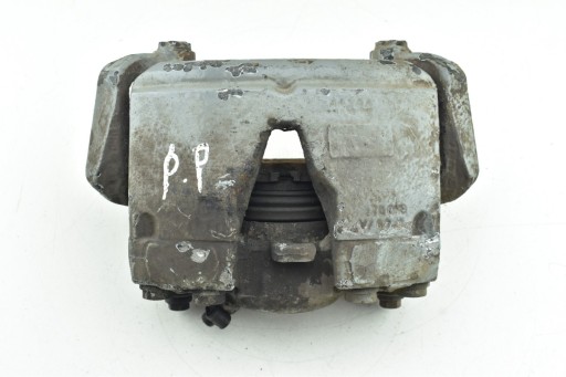 strmeň Brzdový pravý predok AUDI A4 B8 A5 8T 8K0105P