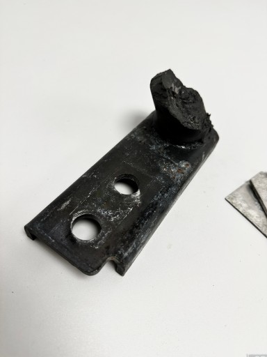 AUDI RS4 B7 4.2 BNS Support moteur plaque montage fixation Support