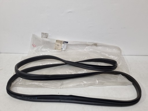 Ущільнювач дверей передній лівий W447 A4477410000