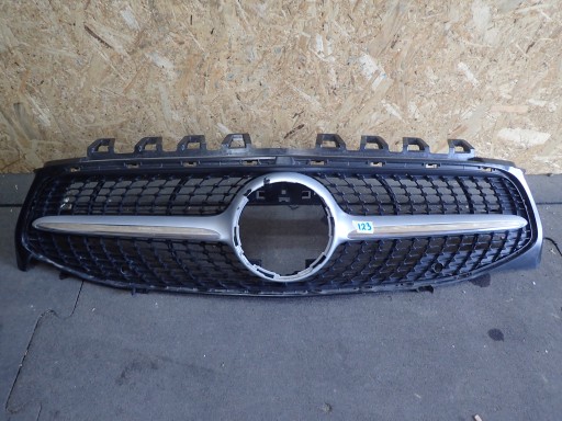 GRILL KÜHLERGRILL MERCEDES CLA W118 A11888880000