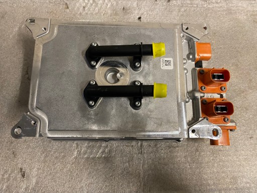 Высоковольтное зарядное устройство skoda 3v0915682a