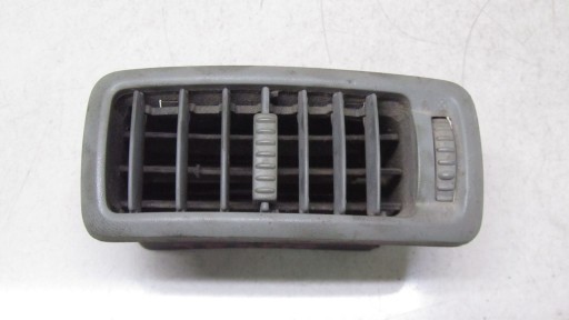 046/049 - TRAFIC VIVARO II ВЕНТИЛЯЦІЙНА РЕШІТКА 01-14 49