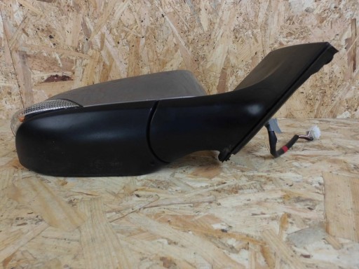 Toyota Auris II LIFT mirror right 7-PIN