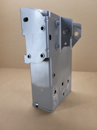 0108 32377072 - ПРАВА РАЗДАВЛИВАЮЩАЯ ЗОНА VOLVO XC60 II КОЛІР 711