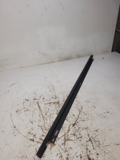 moulding door MAT AUDI A6 C6 left rear part 4F0839477